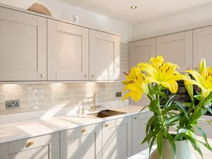 Photo 5- click for photo gallery